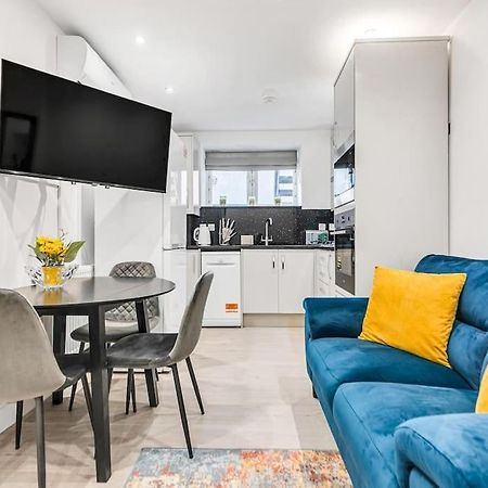 Luxstay Holland Park Apartment With Ac London Exterior foto