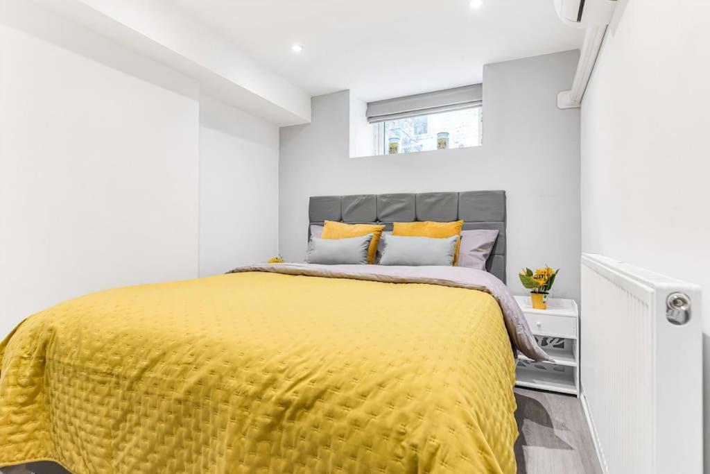 Luxstay Holland Park Apartment With Ac London Exterior foto